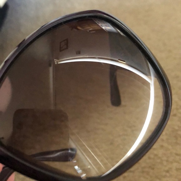 Gucci Sunglasses - Picture 4 of 4